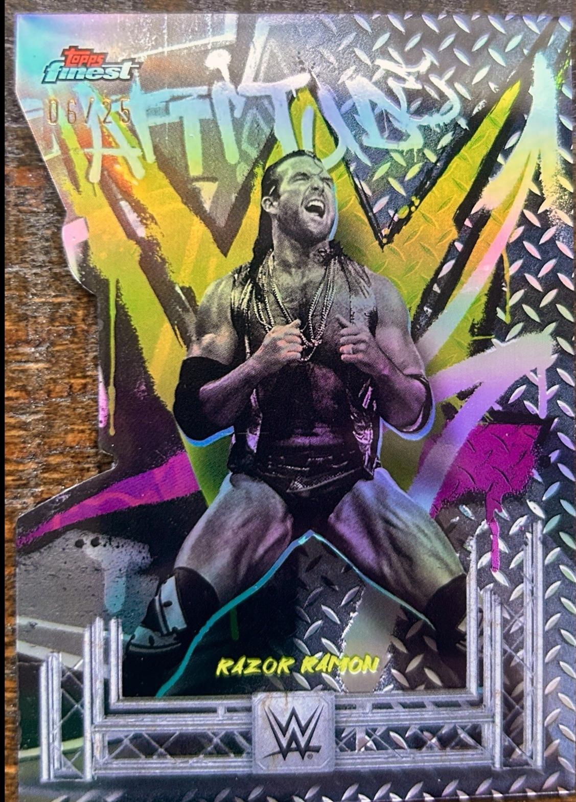 Razor Ramon [Die-Cut Refractor] #222