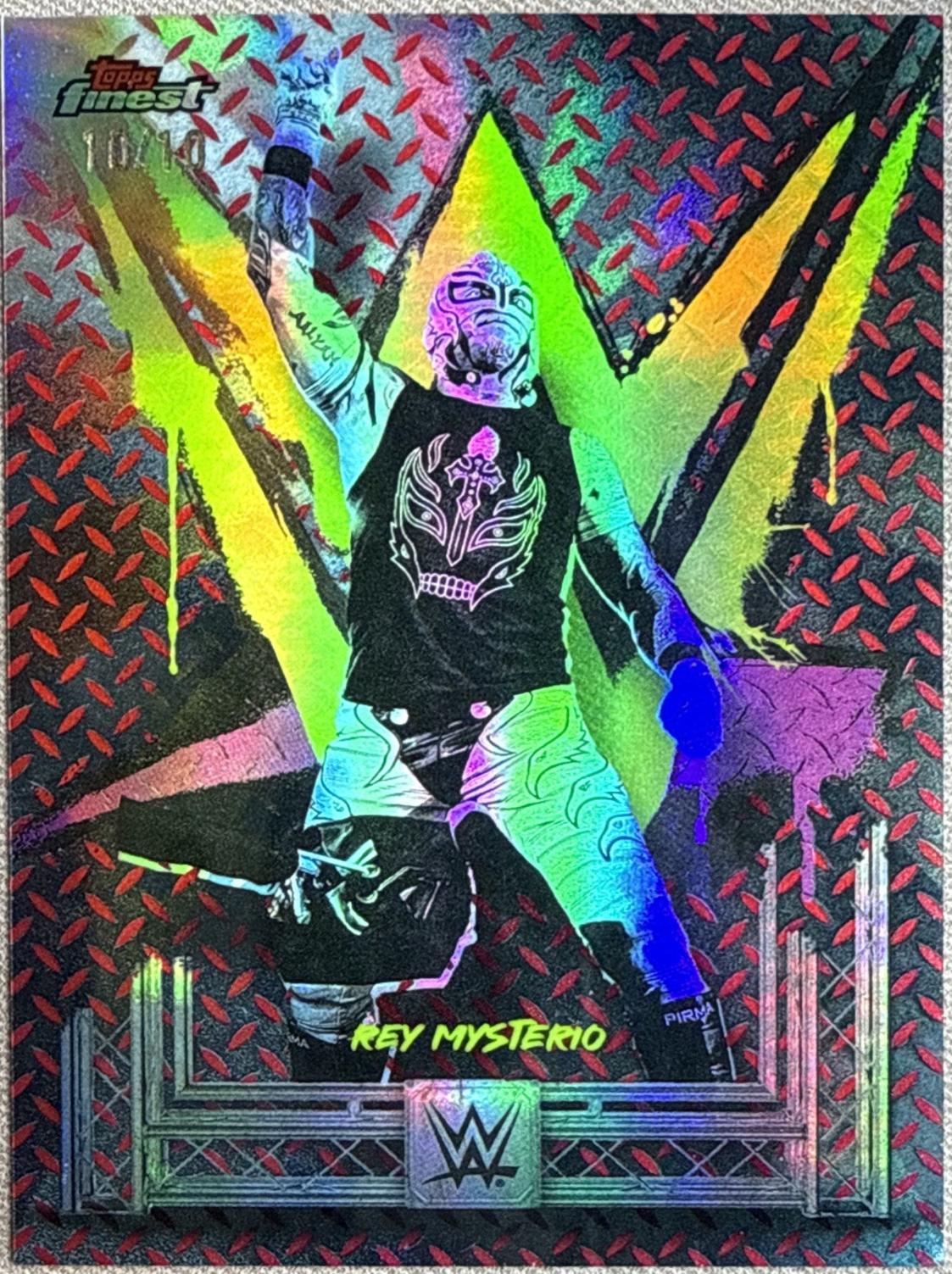 Rey Mysterio [Red Refractor] #54