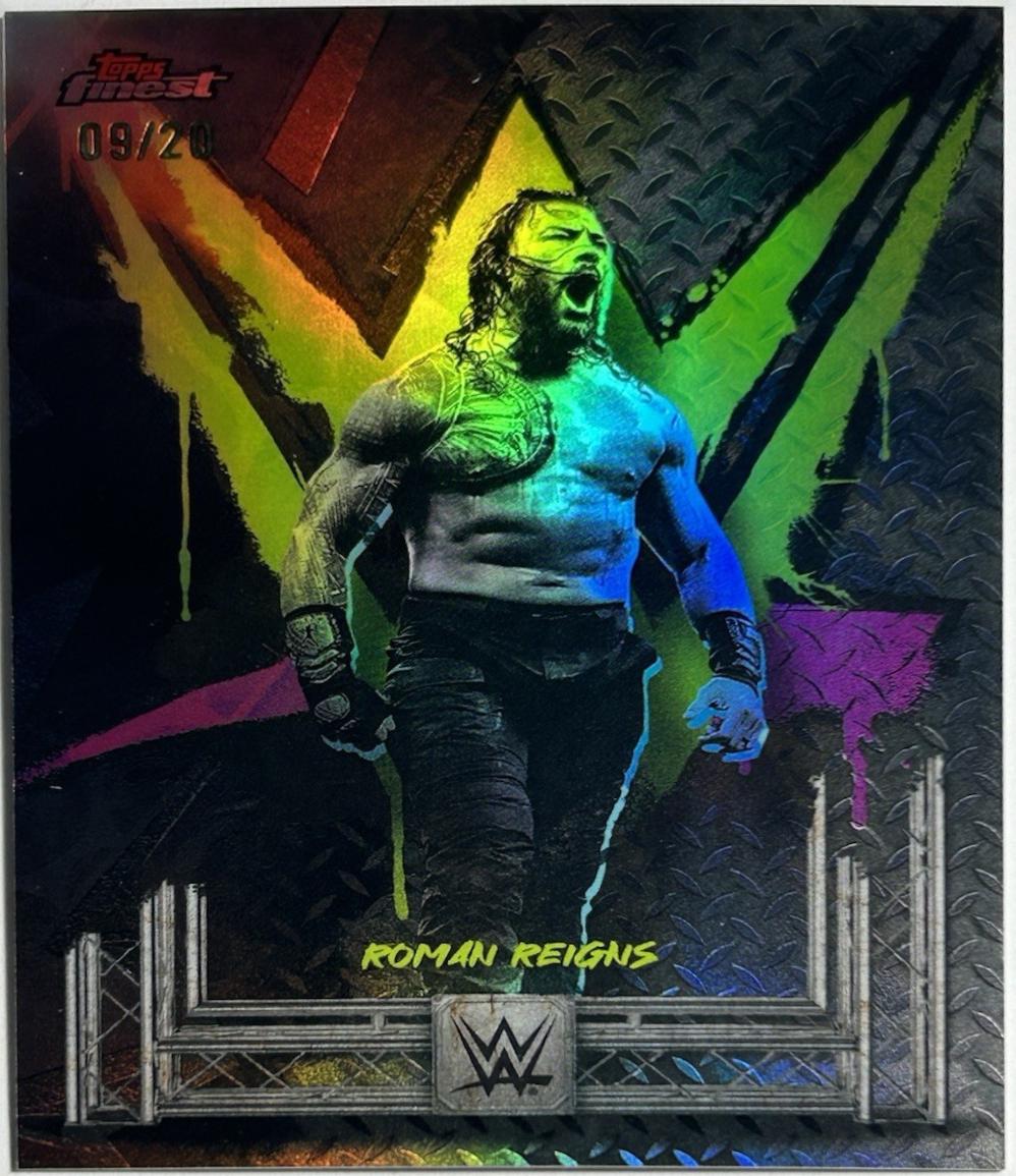 Roman Reigns [Black Refractor] #101