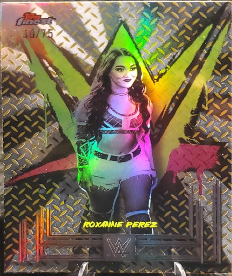 Roxanne Perez [Gold Refractor] #53