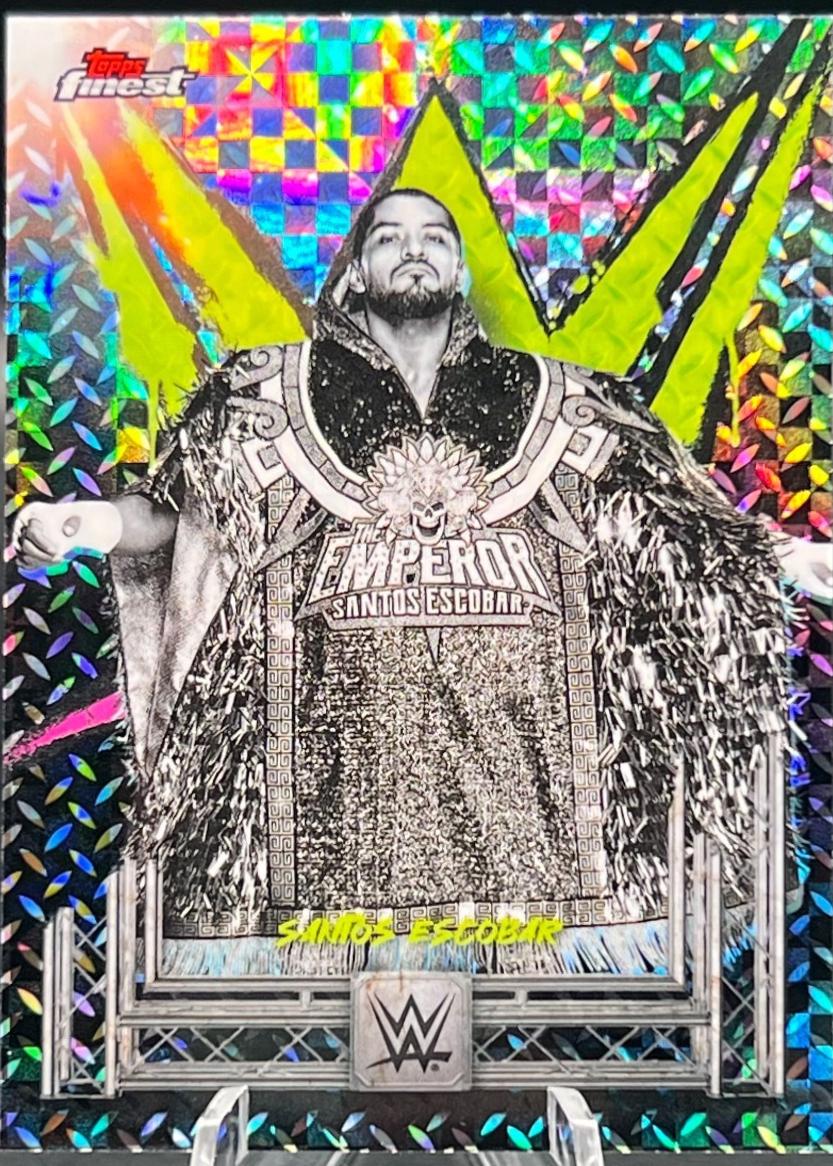 Santos Escobar [Checkerboard Refractor] #36