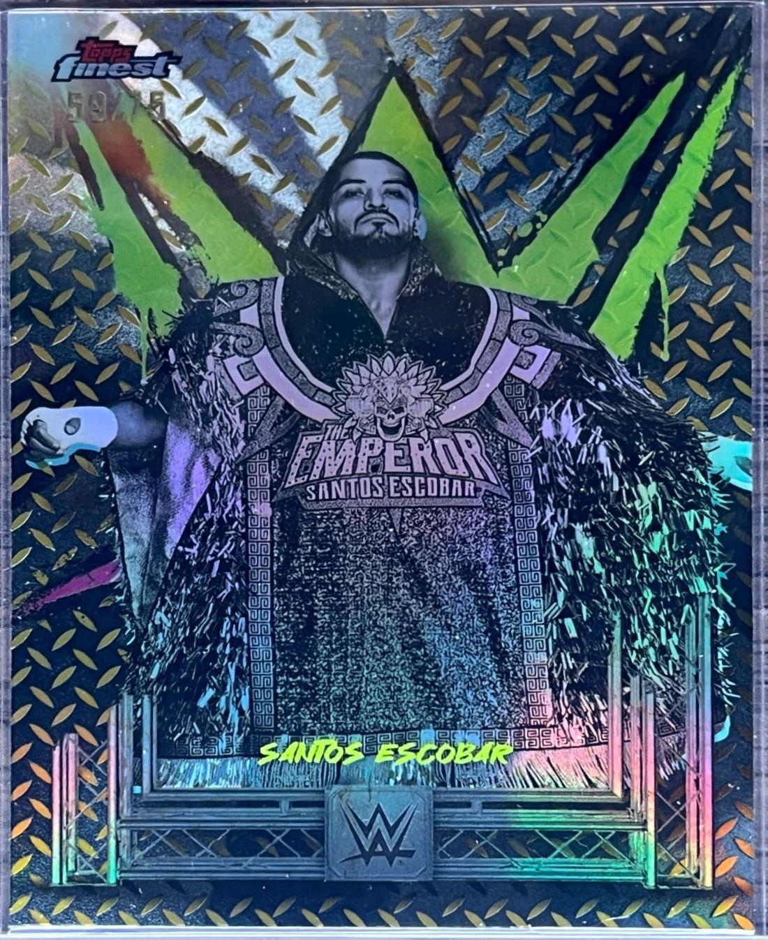 Santos Escobar [Gold Refractor] #36
