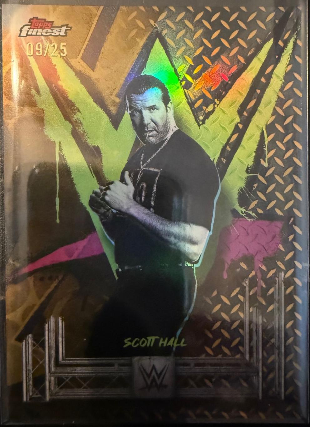 Scott Hall [Gold Refractor] #122