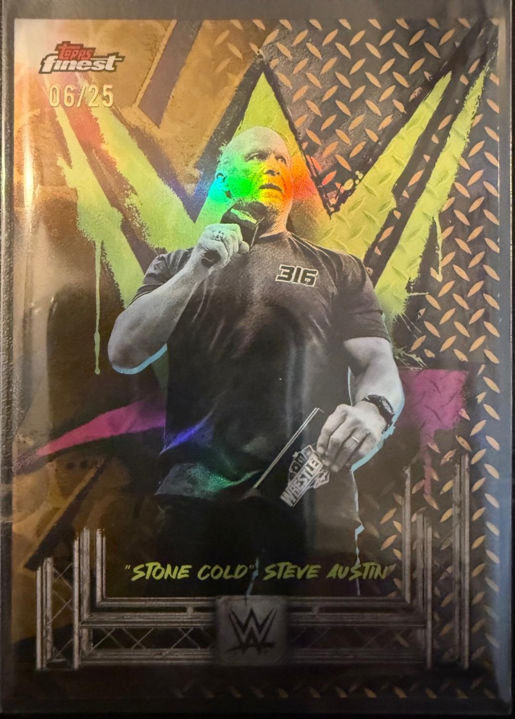 Stone Cold Steve Austin [Gold Refractor] #102