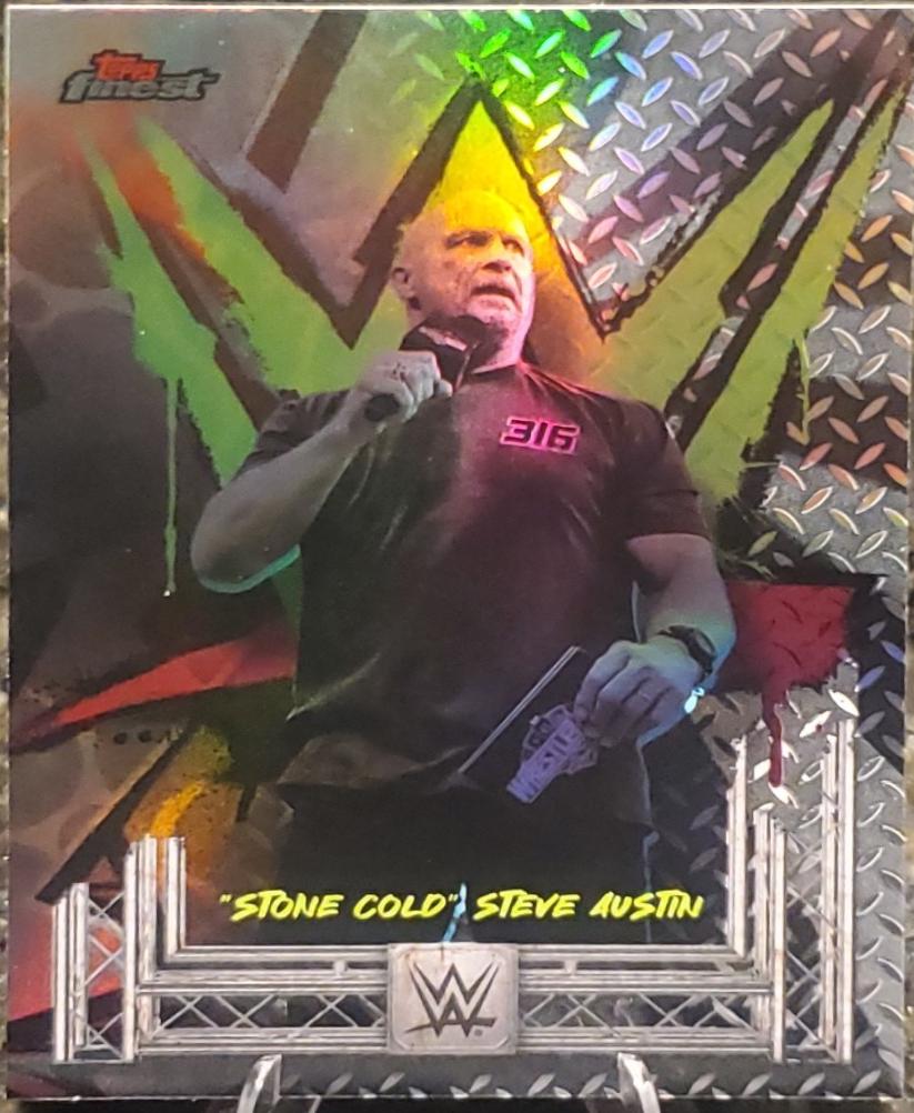 Stone Cold Steve Austin [Refractor] #102