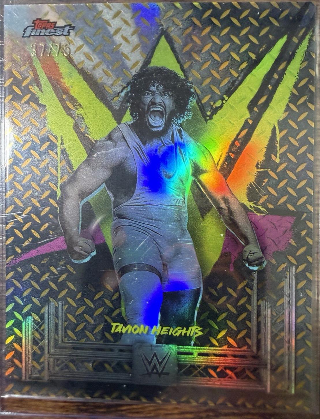 Tavion Heights [Gold Refractor] #71