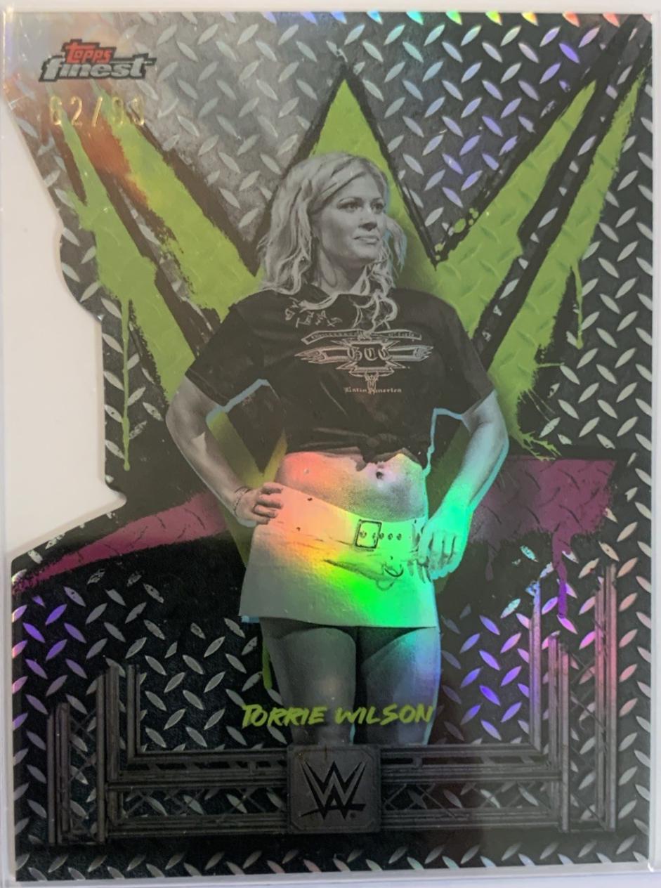 Torrie Wilson [Die-Cut Refractor] #84