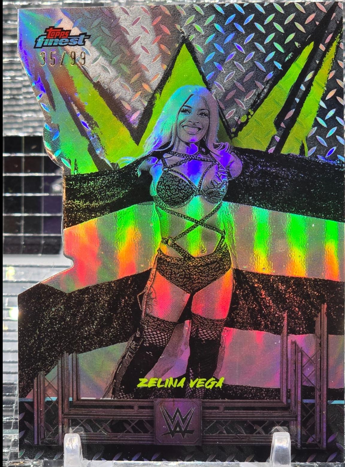 Zelina Vega [Die-Cut Refractor] #74