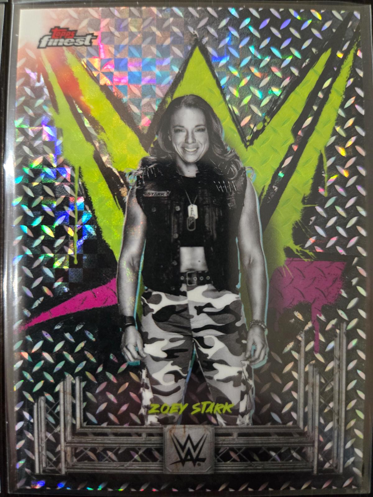 Zoey Stark [Checkerboard Refractor] #72