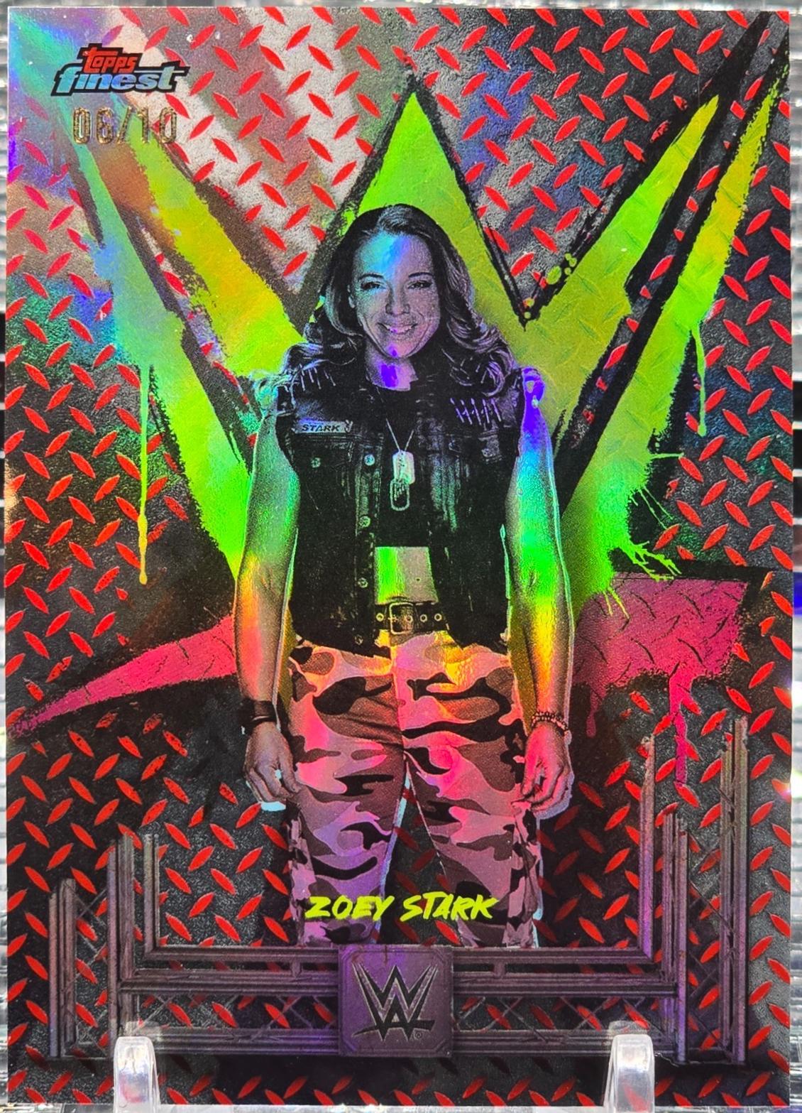 Zoey Stark [Red Refractor] #72