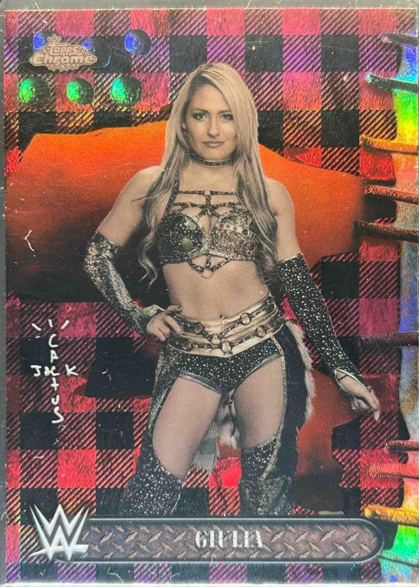 Giulia [Red Black Refractor] #58