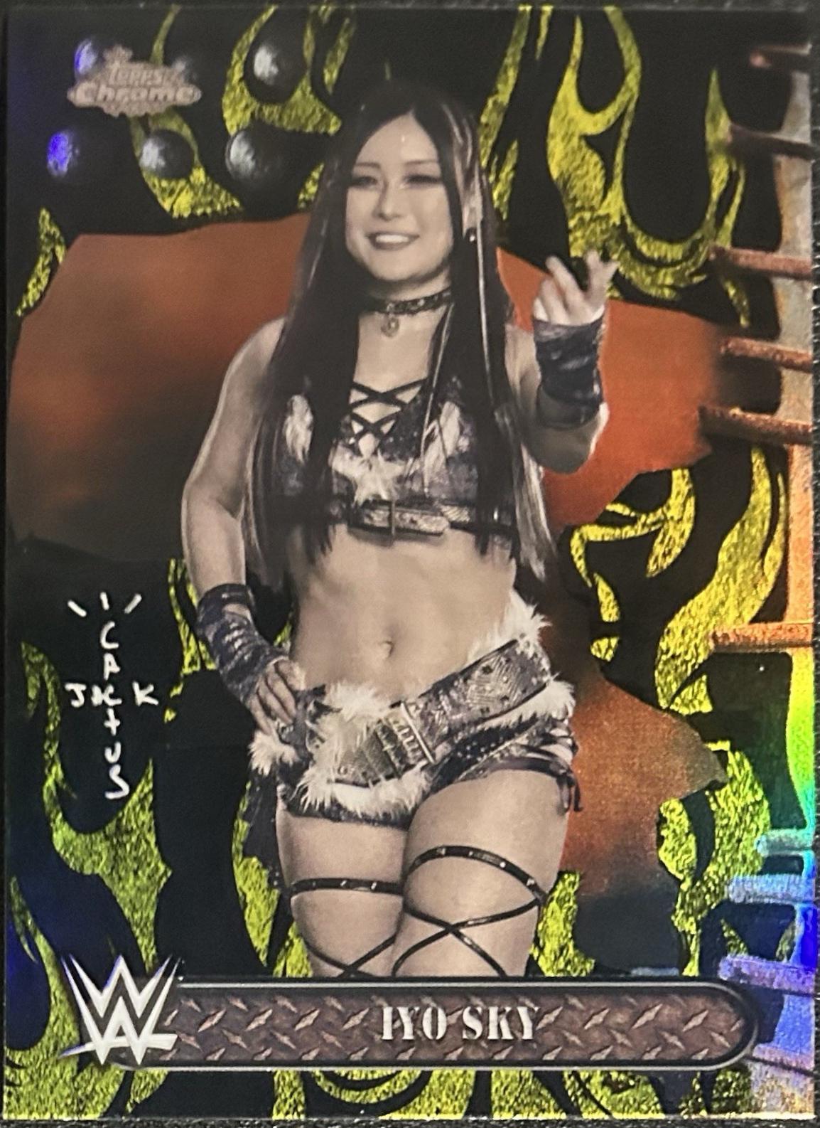 IYO SKY [Black Yellow Refractor] #53