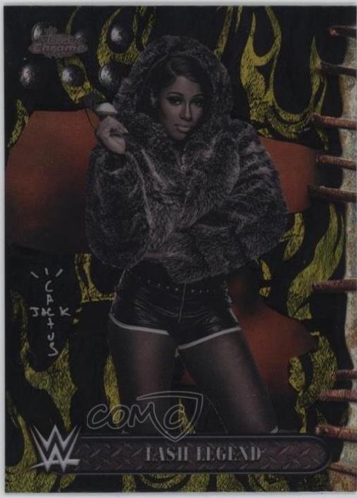 Lash Legend [Black Yellow Refractor] #35