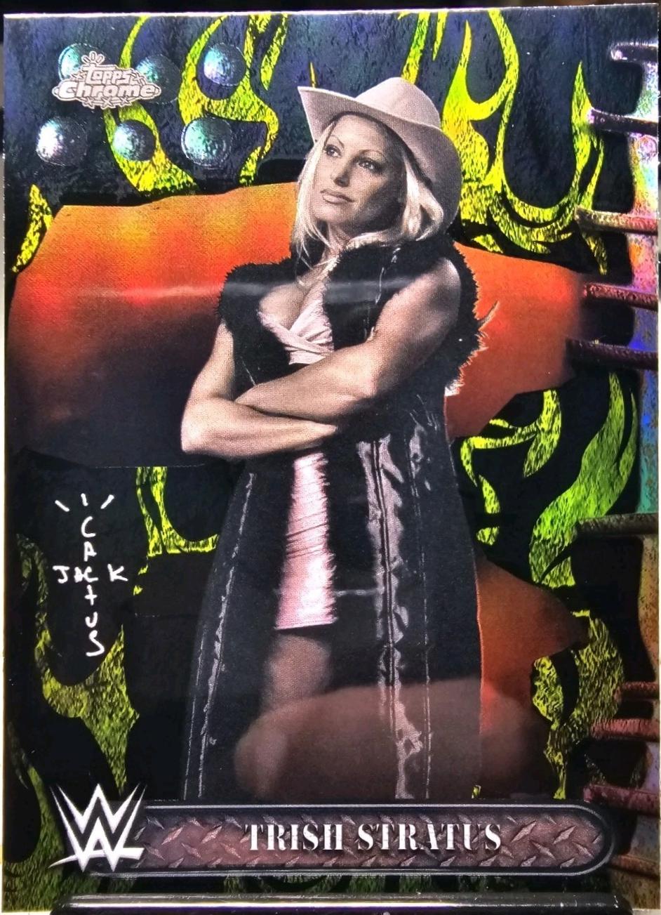Trish Stratus [Black Yellow Refractor] #9