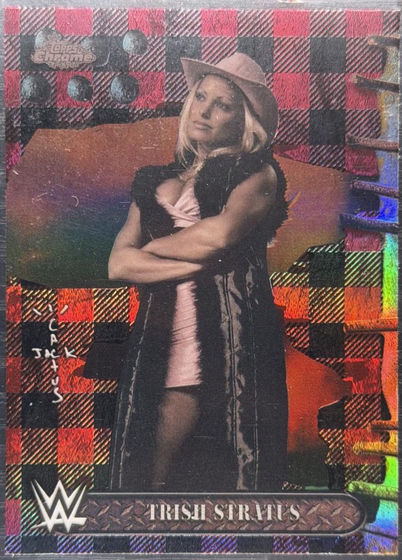 Trish Stratus [Red Black Refractor] #9