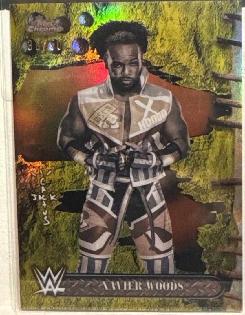 Xavier Woods [Gold Refractor] #18