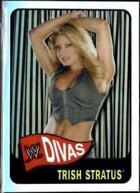 Trish Stratus [Refractor] #60