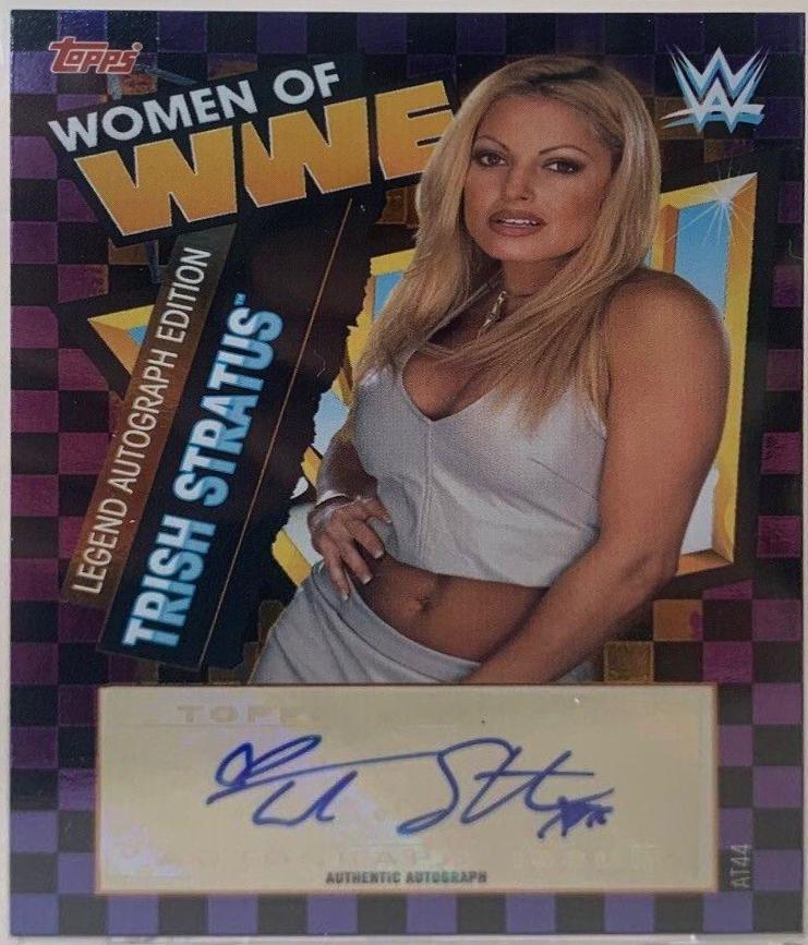 Trish Stratus #AT44