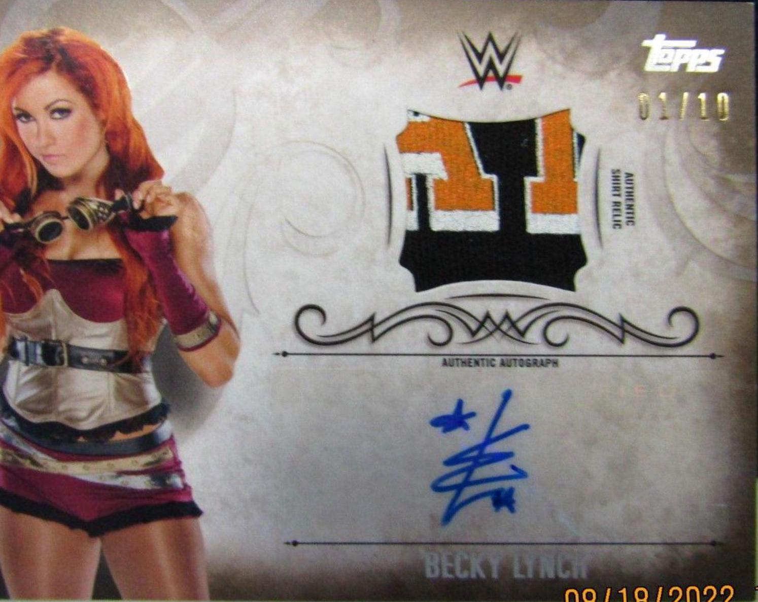 Becky Lynch [Gold] #UA-BL