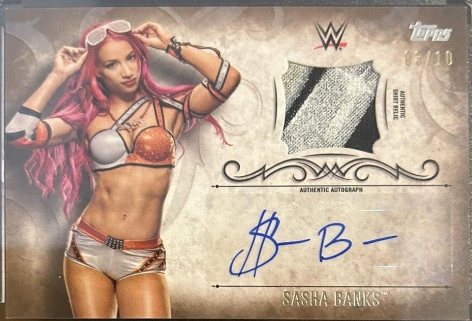 Sasha Banks [Gold Autograph] #UAR-SB