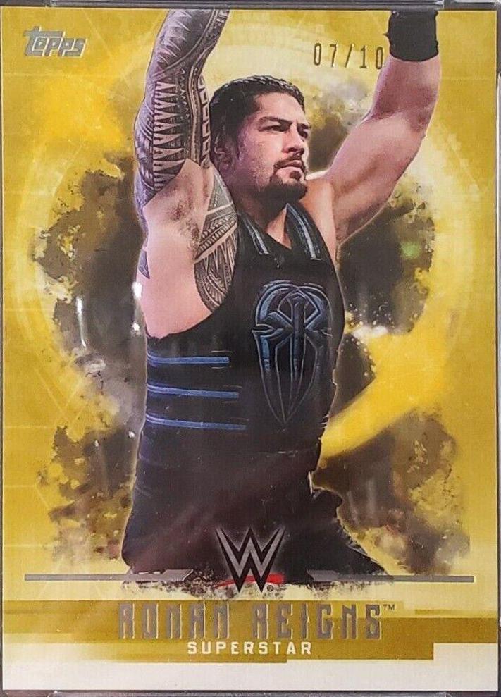 Roman Reigns [Gold] #30