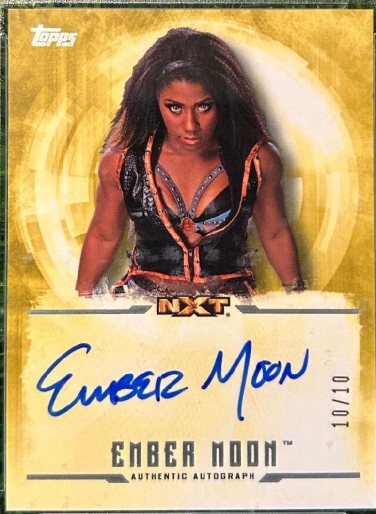 Ember Moon [Gold] #UA-EM