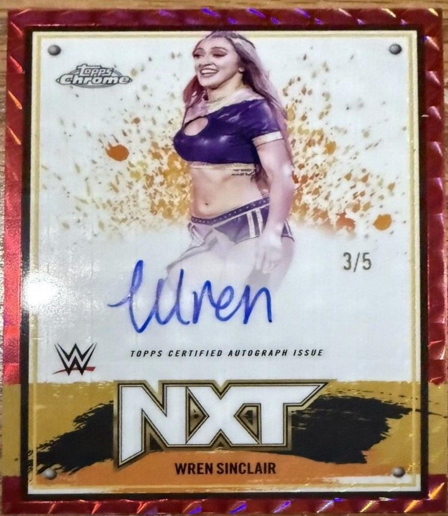 Wren Sinclair [Red Geometric Refractor] #NXT-WSC