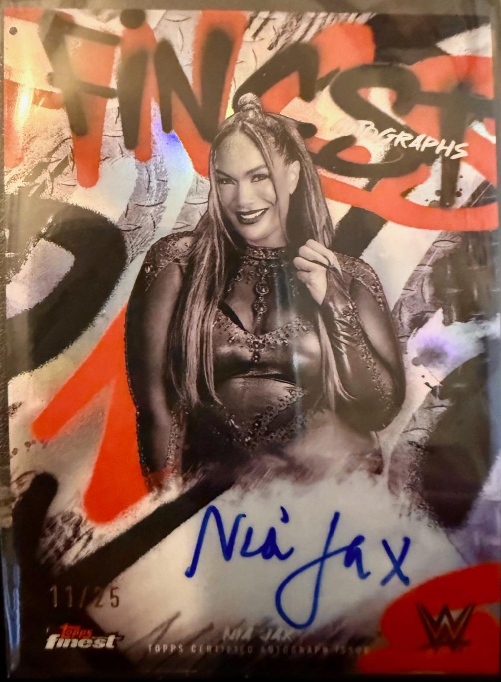 Nia Jax [Black Refractor] #FA-JAX