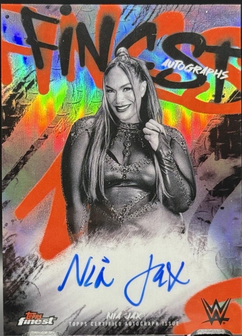 Nia Jax [Refractor] #FA-JAX