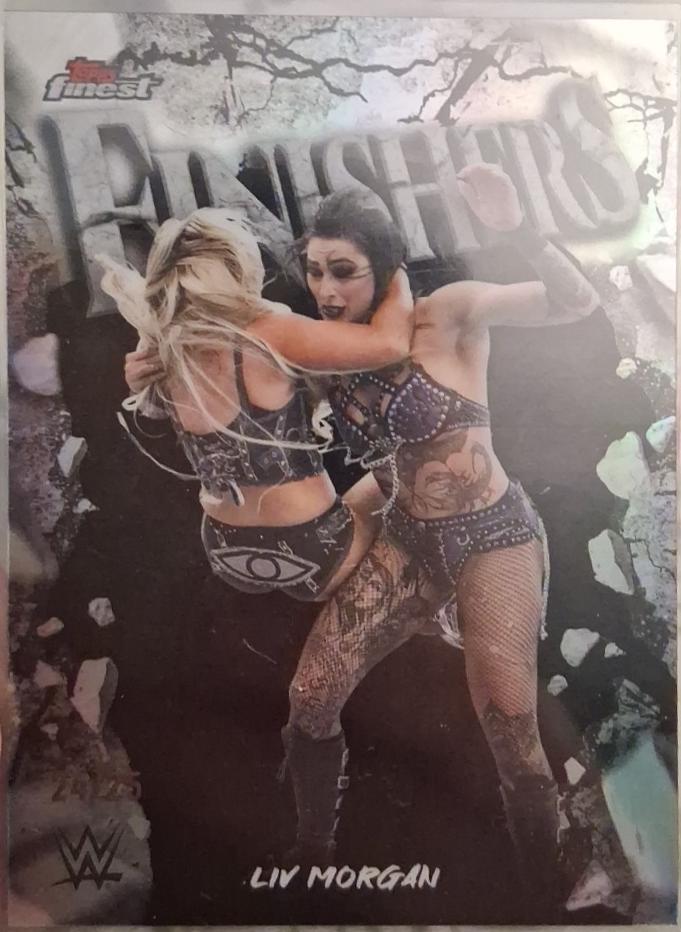 Liv Morgan [Black Refractor] #FNS-LM