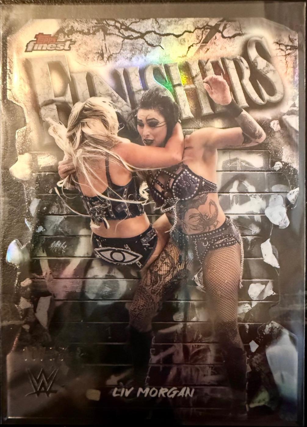 Liv Morgan [Die-Cut Refractor] #FNS-LM