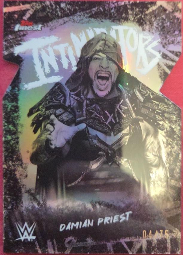 Damian Priest [Die-Cut Refractor] #INT-DM