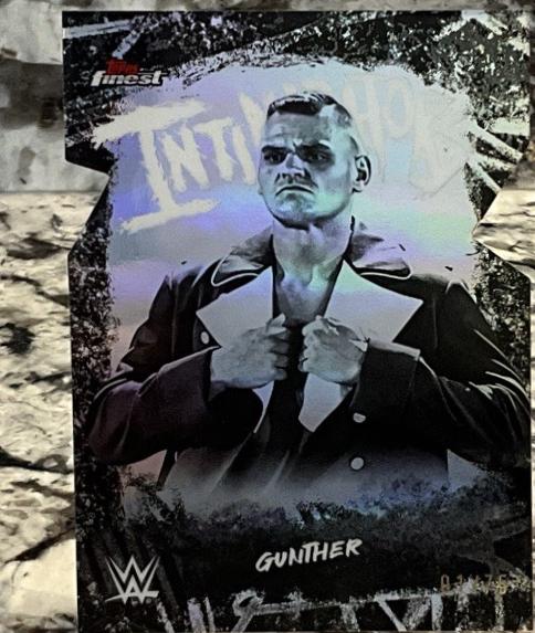 Gunther [Die-Cut Refractor] #INT-GT