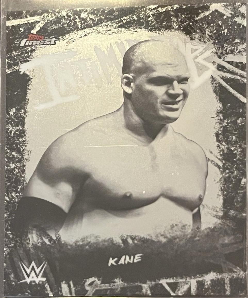 Kane [Refractor] #INT-KN