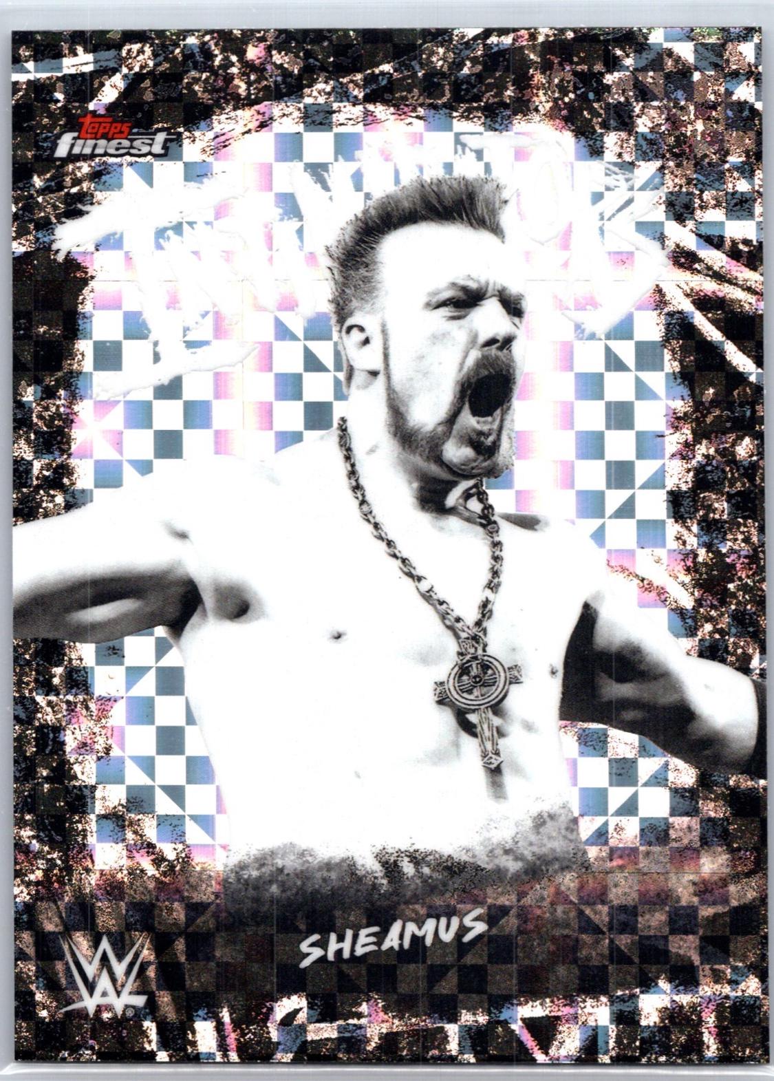 Sheamus [Checkerboard Refractor] #INT-SM