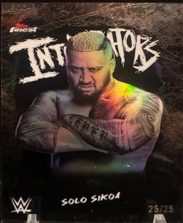 Solo Sikoa [Black Refractor] #INT-SL
