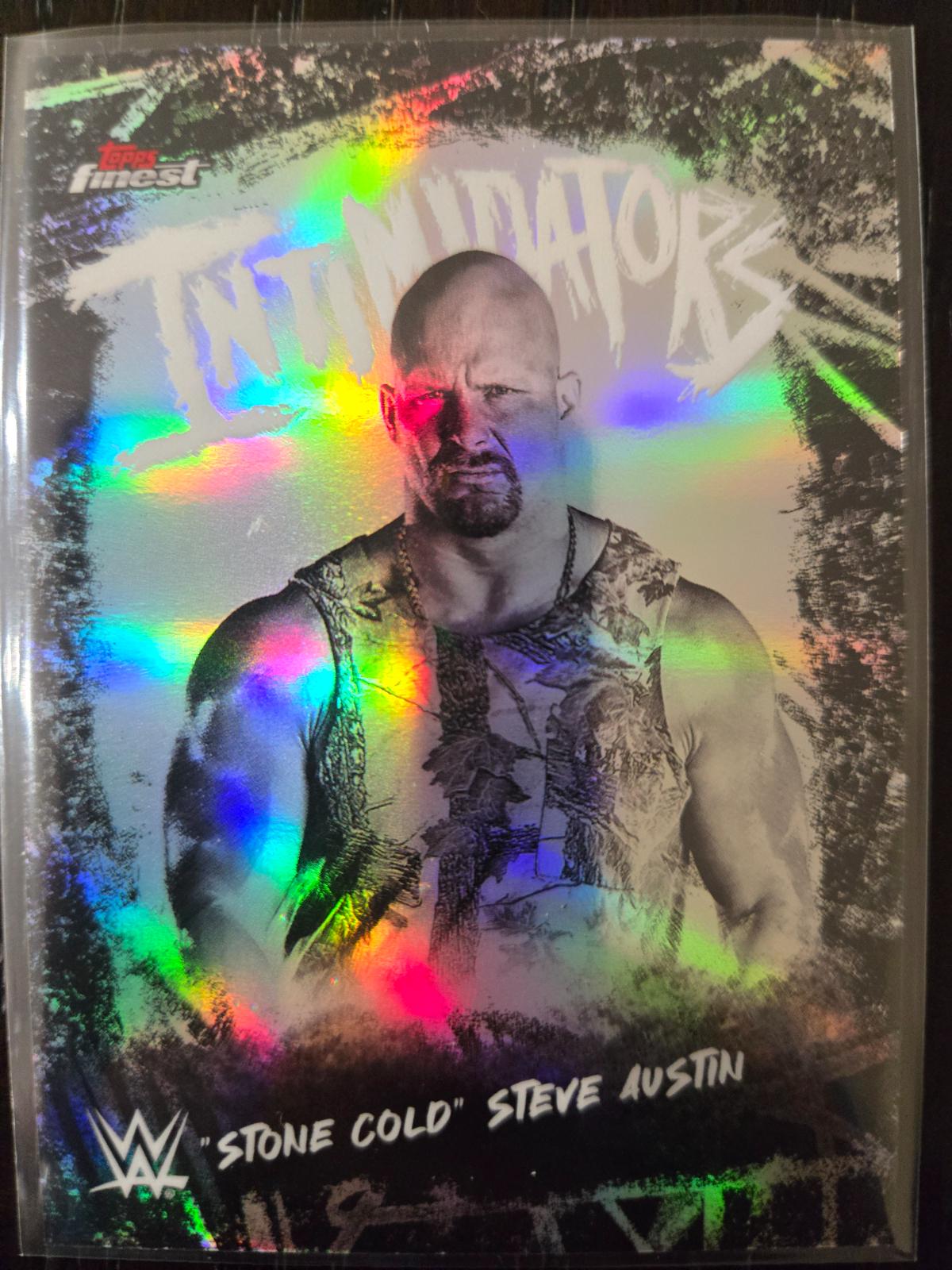 Stone Cold Steve Austin [Refractor] #INT-SC