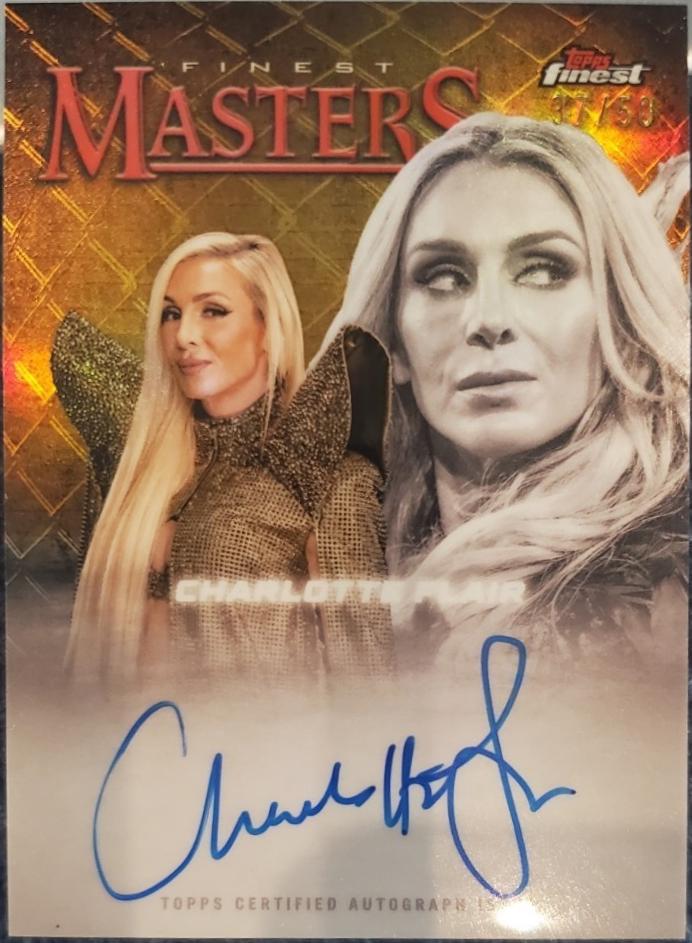 Charlotte Flair [Gold Refractor] #FM-CFR