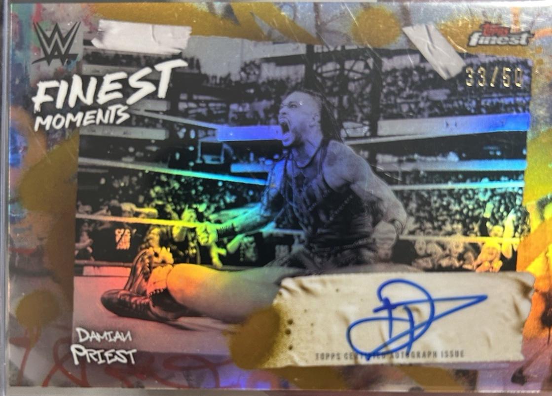 Damian Priest [Gold Refractor] #FMS-DMN