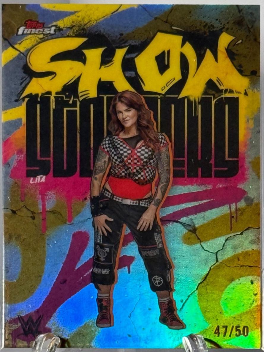 Lita [Gold Refractor] #SSS-LA