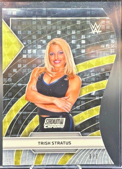 Trish Stratus [Superfractor] #TV-37