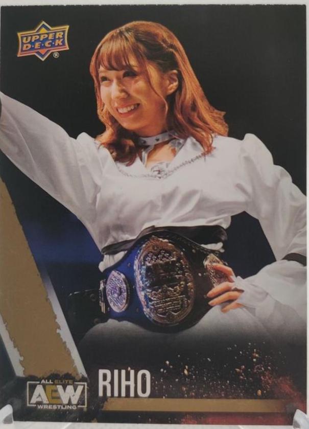 RIHO [Gold] #25