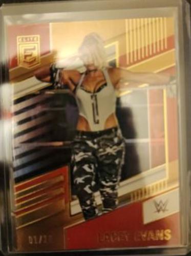 Lacey Evans [Gold] #257