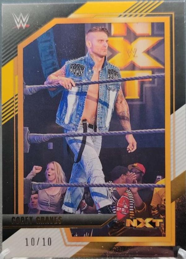 Corey Graves [Gold] #125