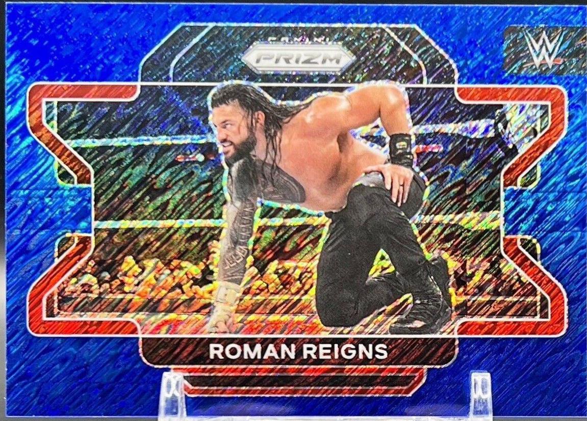 Roman Reigns [Blue Shimmer Prizm] #40