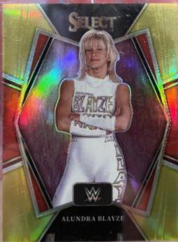 Alundra Blayze [Gold Prizm] #137