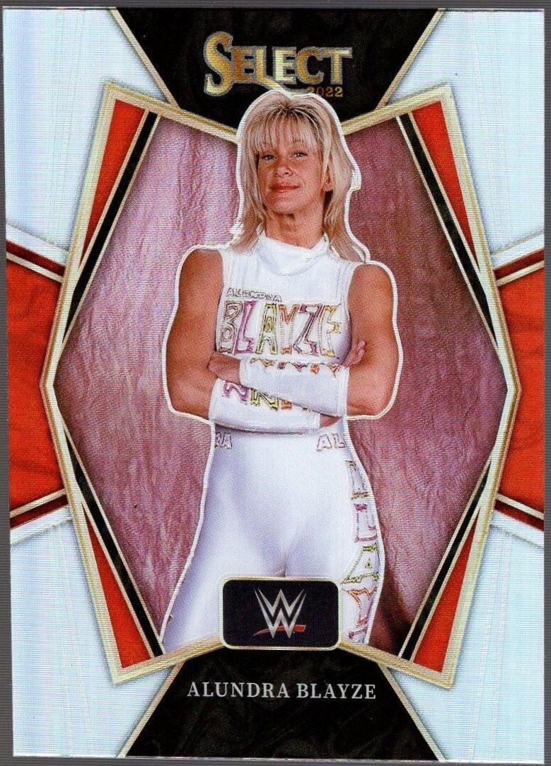 Alundra Blayze [Silver Prizm] #137