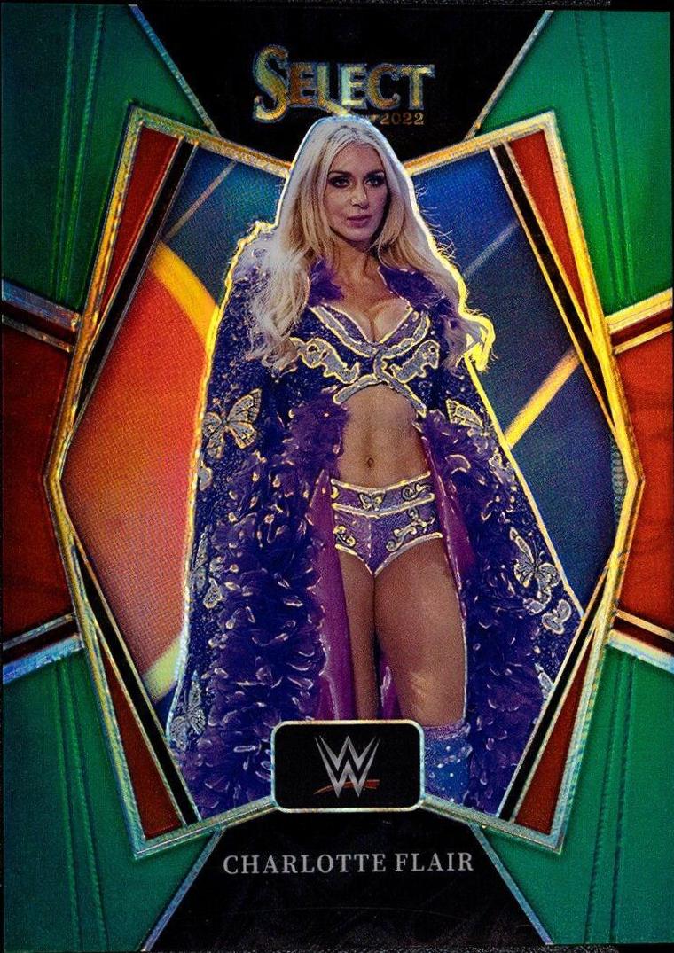 Charlotte Flair [Green Prizm] #101