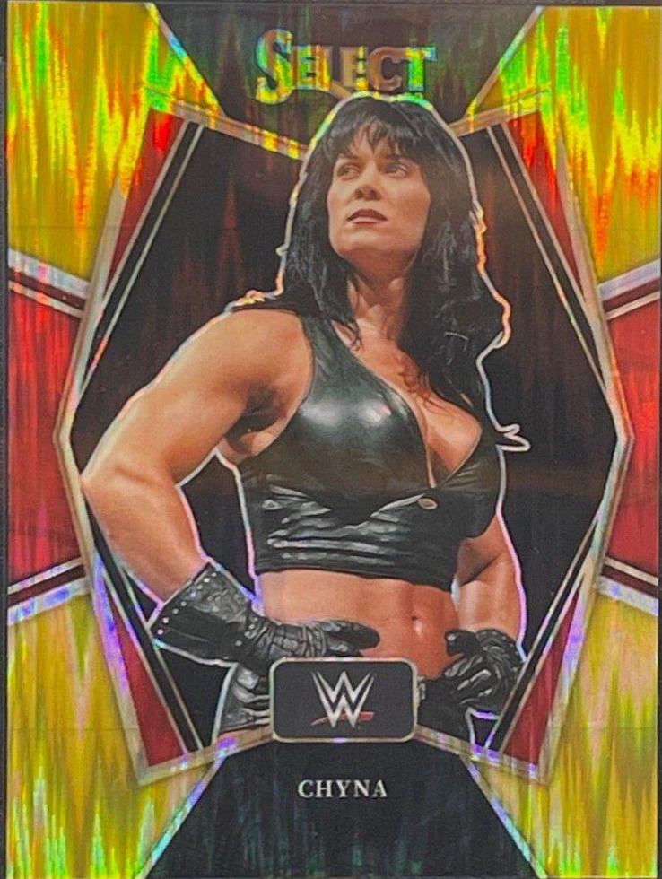Chyna [Gold Flash] #111