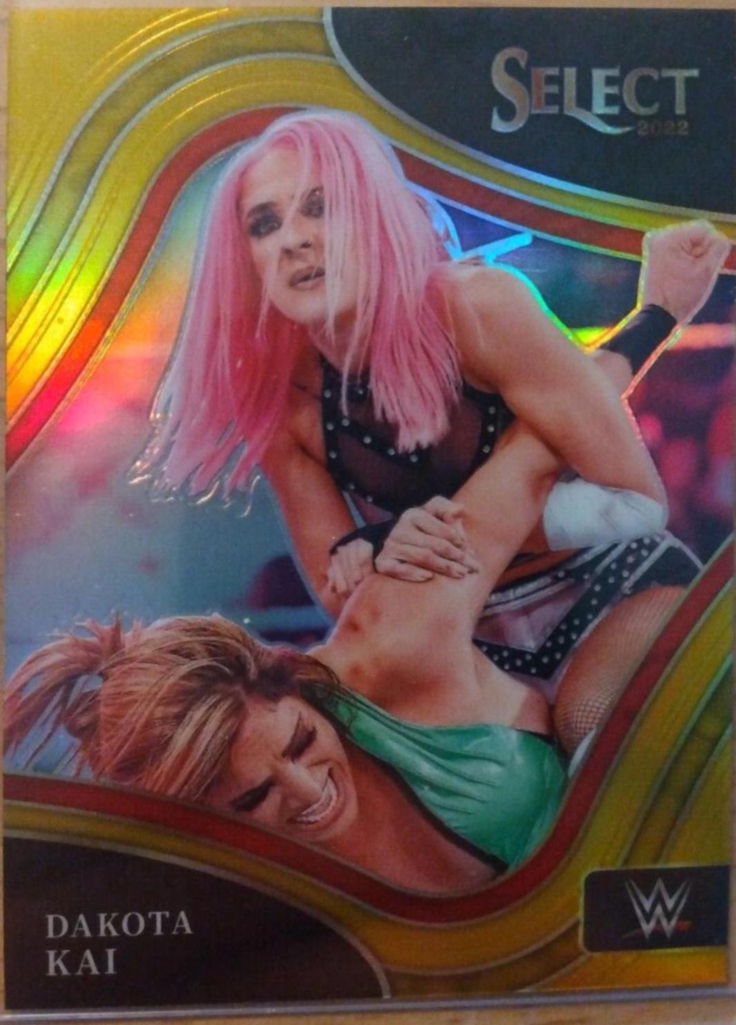 Dakota Kai [Gold Prizm] #226